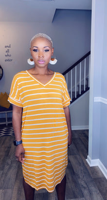  Olivia V-Neck-T-Shirt Striped Dress- Mustard